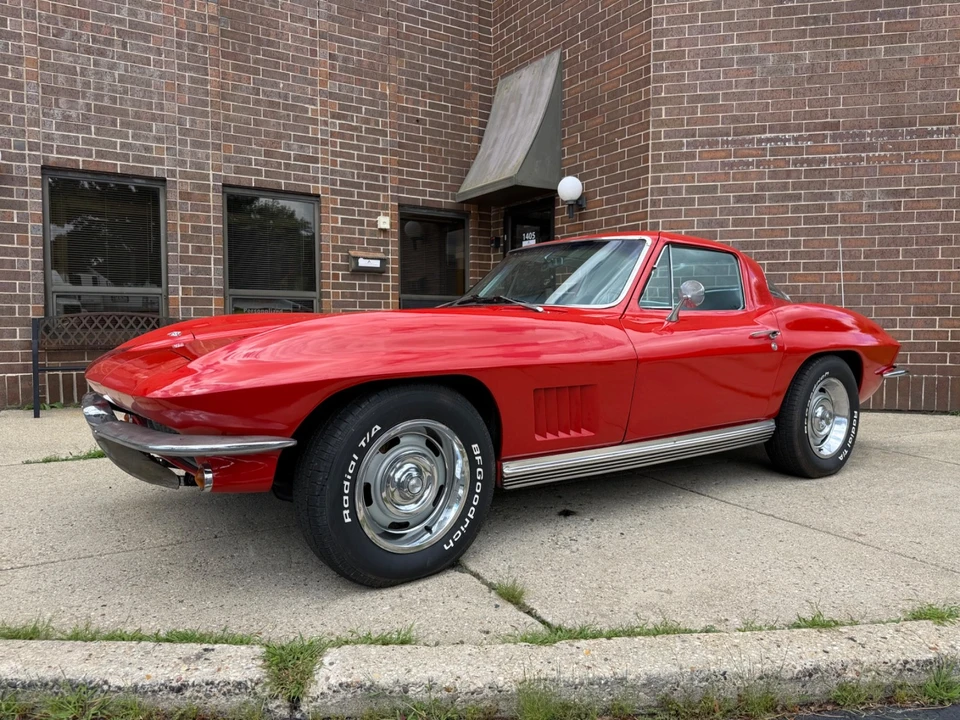 1967 Chevrolet Corvette C2 - Image 2 of 31