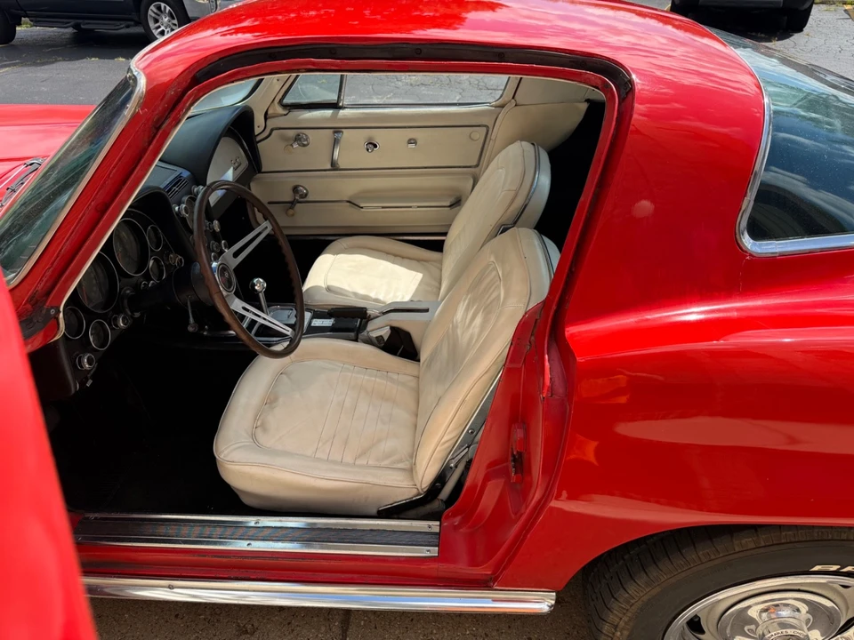 1967 Chevrolet Corvette C2 - Image 18 of 31