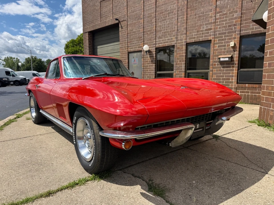 1967 Chevrolet Corvette C2 - Image 8 of 31