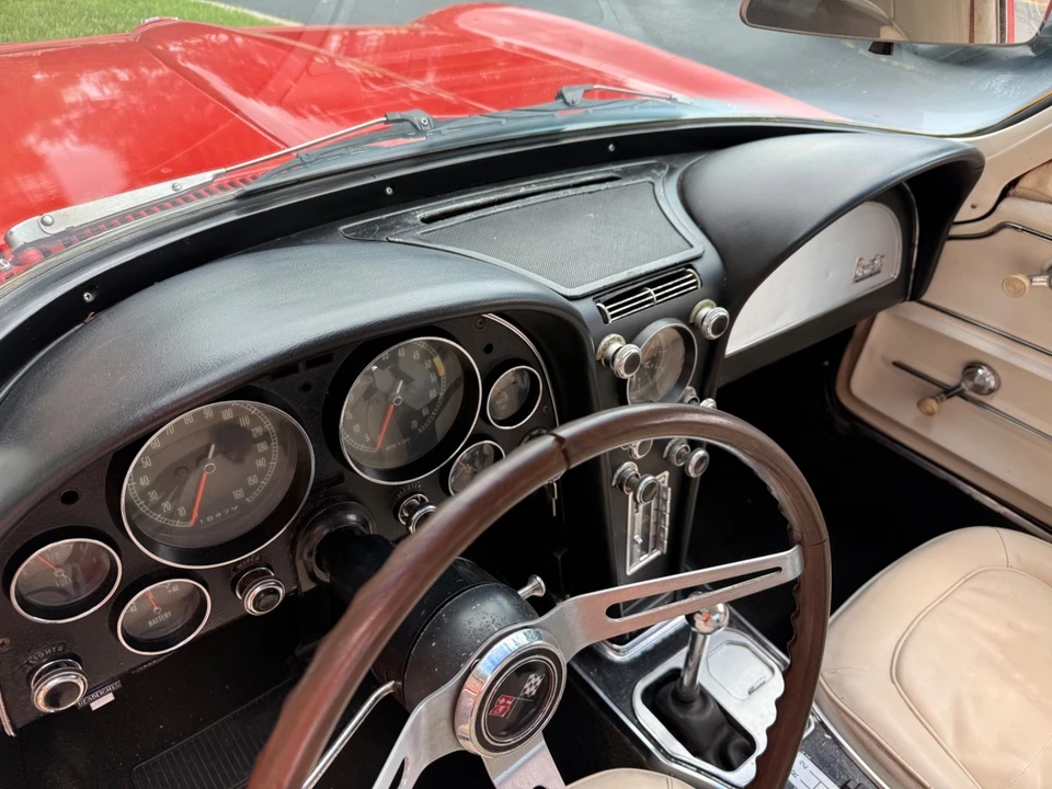 1967 Chevrolet Corvette C2 - Image 22 of 31