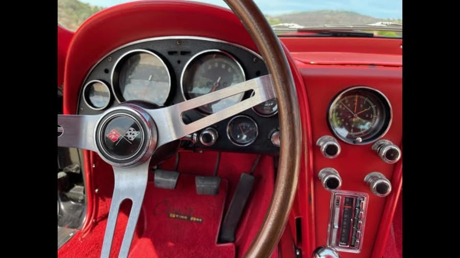 1967 Chevrolet Corvette C2 - Image 25 of 31
