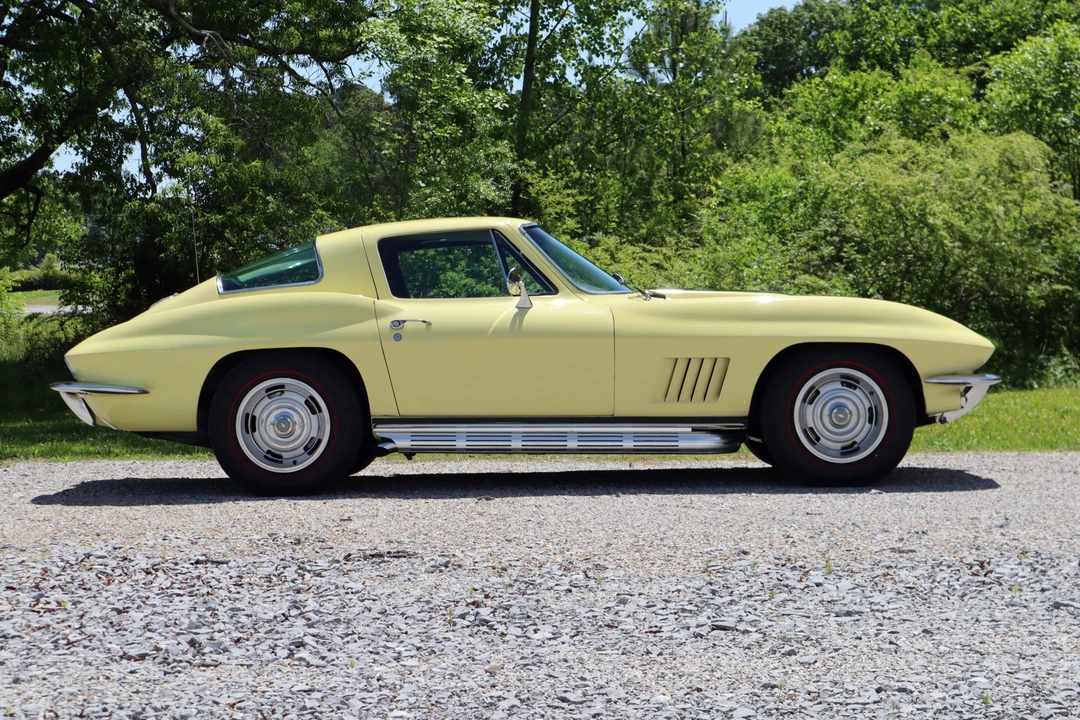 1967 Chevrolet Corvette C2 - Image 11 of 31