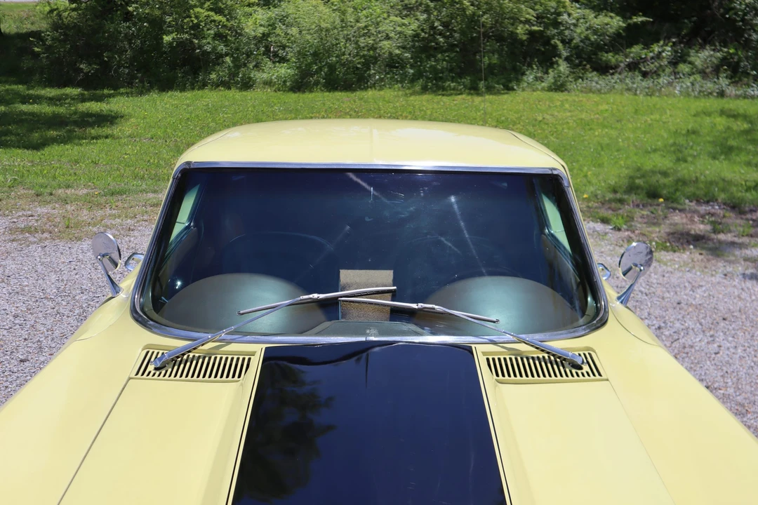 1967 Chevrolet Corvette C2 - Image 24 of 31