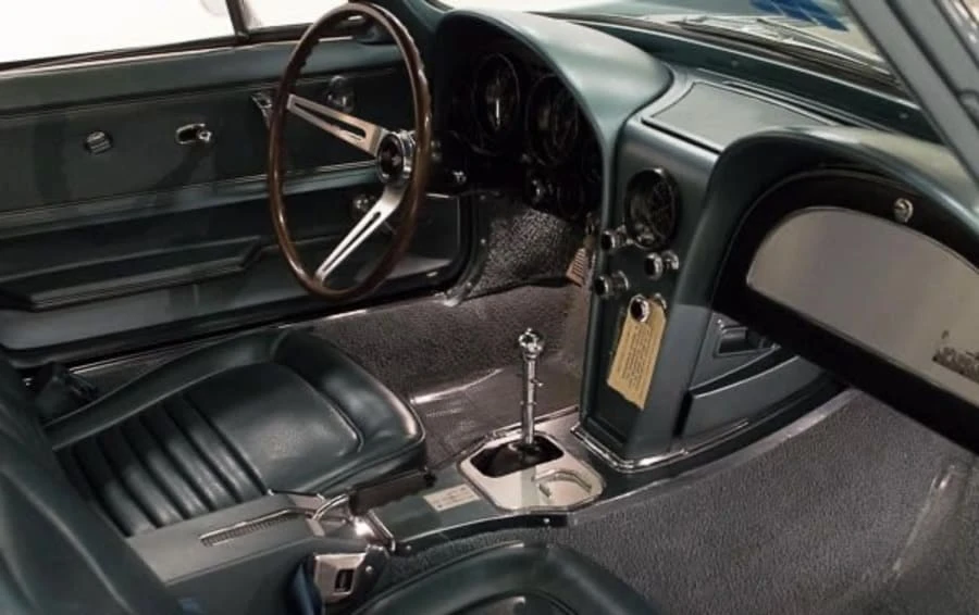 1967 Chevrolet Corvette C2 - Image 21 of 31