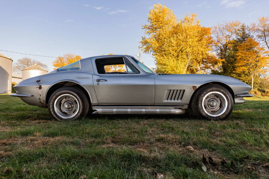 1967 Chevrolet Corvette C2 - Image 2 of 31