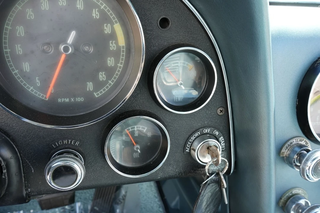 1967 Chevrolet Corvette C2 - Image 25 of 31