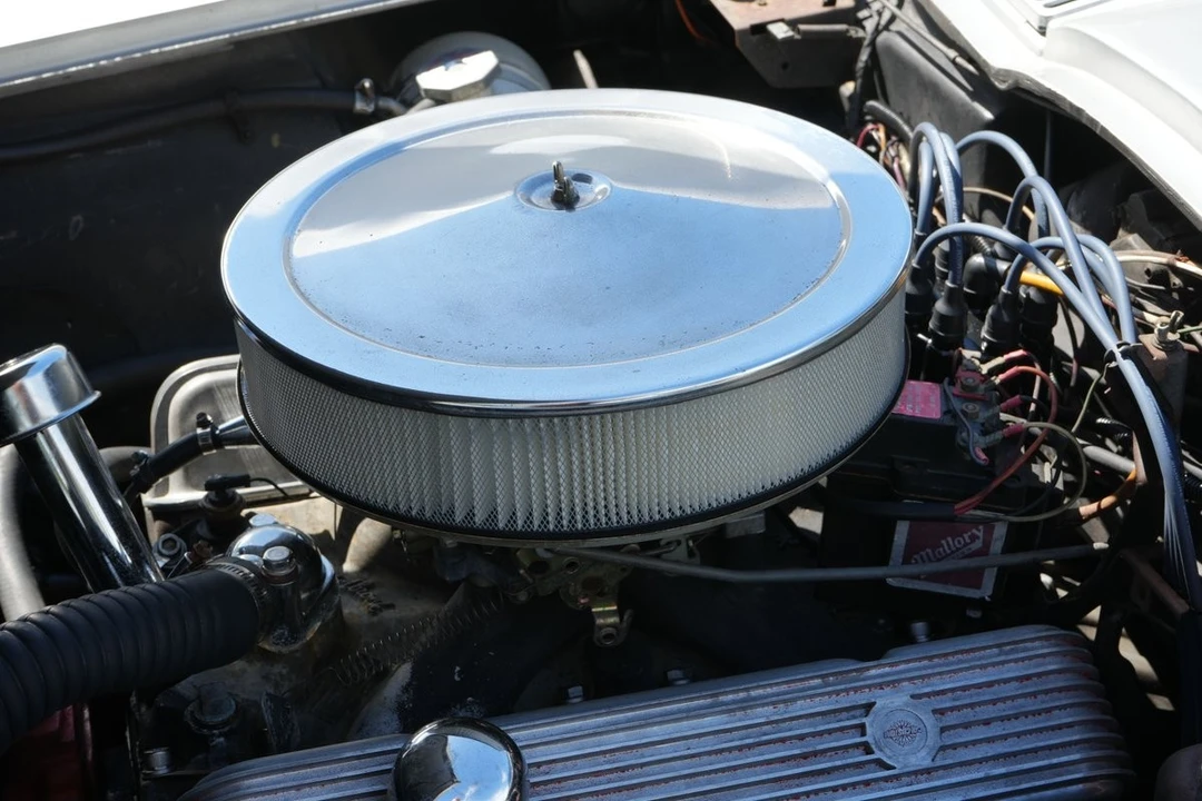 1967 Chevrolet Corvette C2 - Image 19 of 31