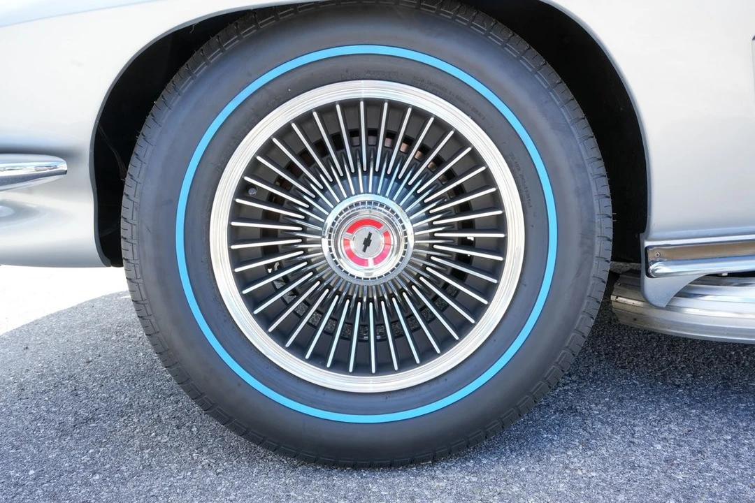 1967 Chevrolet Corvette C2 - Image 8 of 12