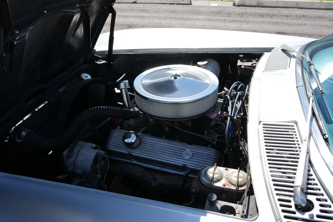 1967 Chevrolet Corvette C2 - Image 17 of 31