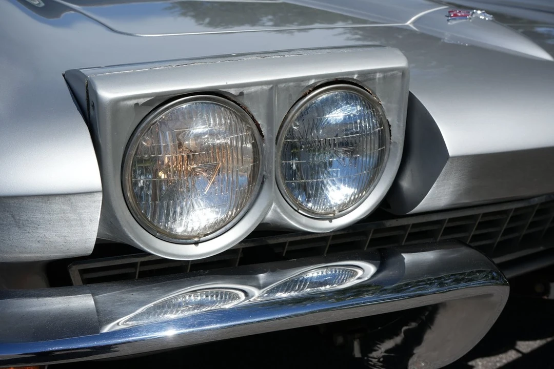 1967 Chevrolet Corvette C2 - Image 15 of 31
