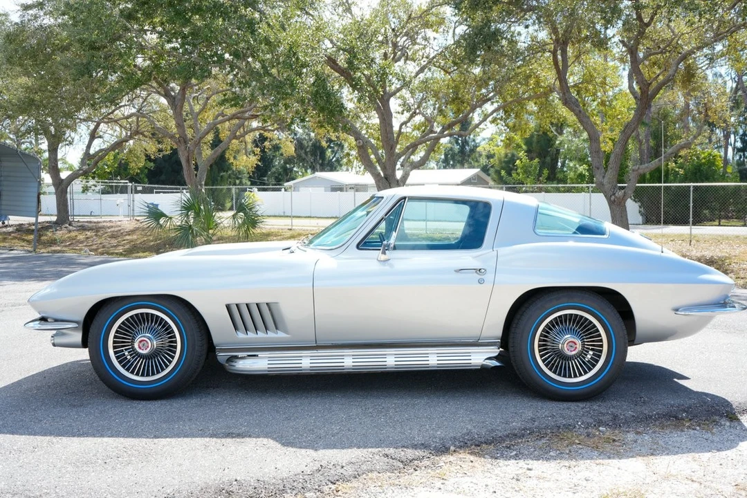 1967 Chevrolet Corvette C2 - Image 4 of 12