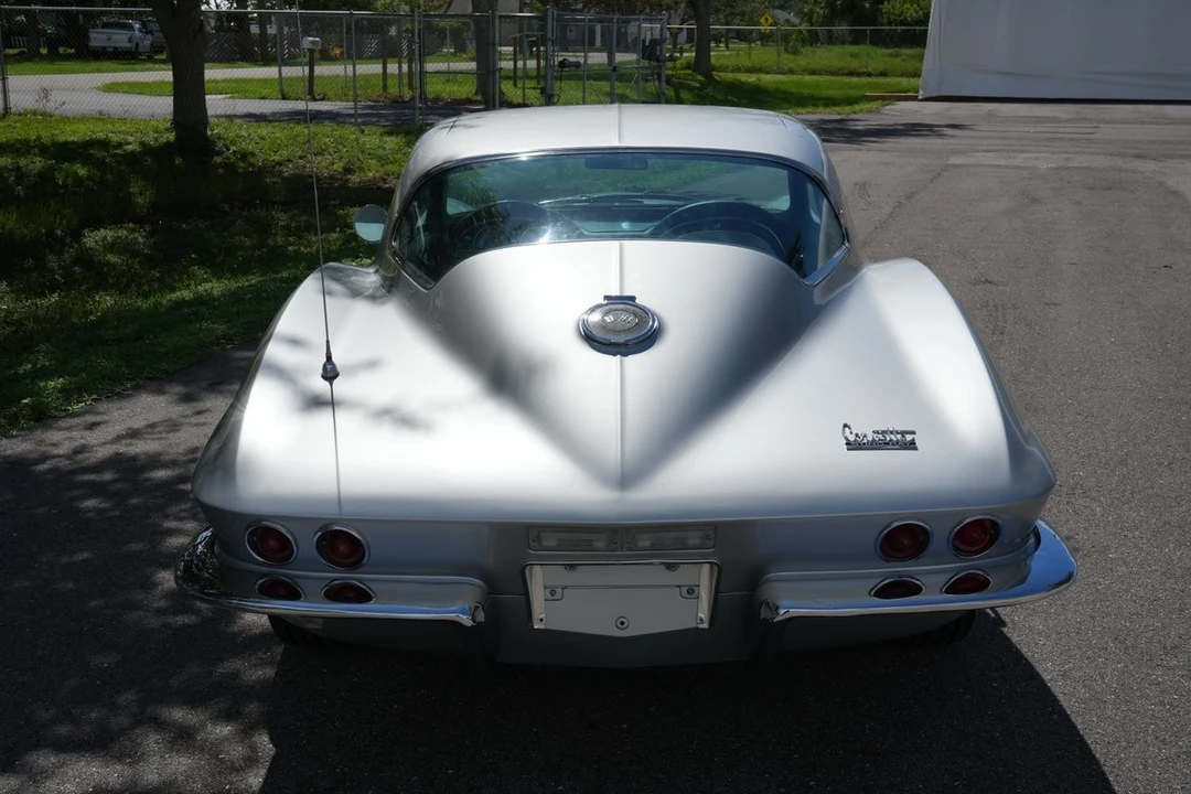 1967 Chevrolet Corvette C2 - Image 10 of 12