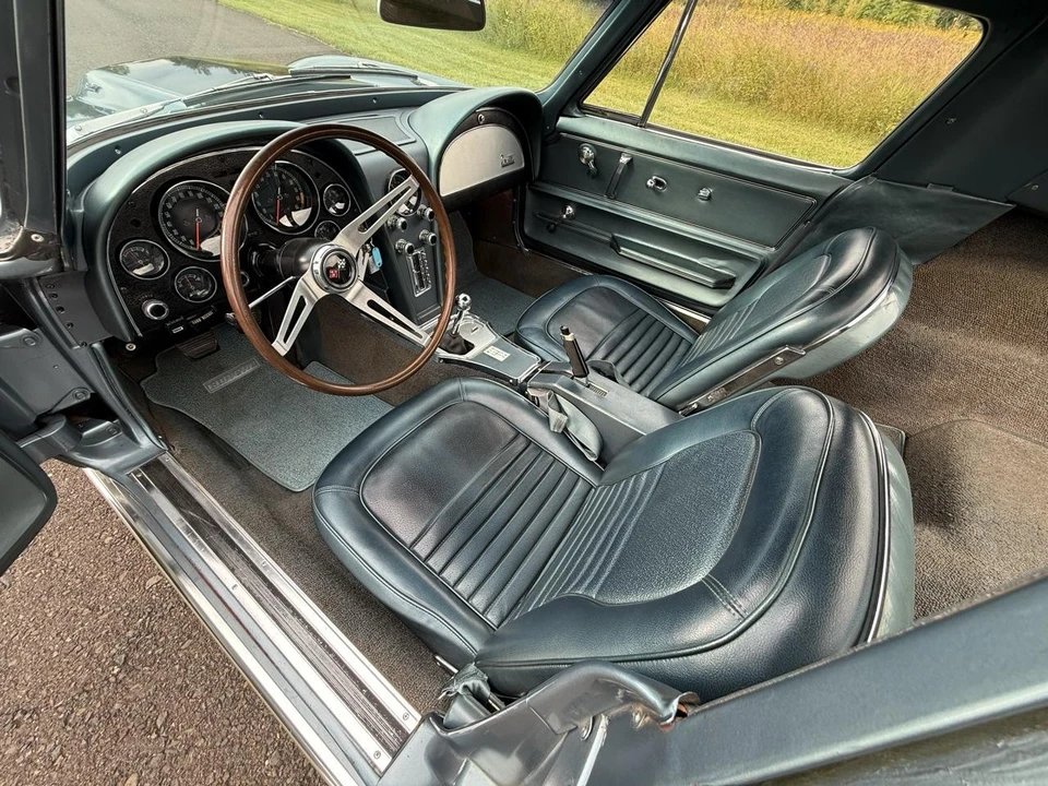 1967 Chevrolet Corvette C2 - Image 26 of 31