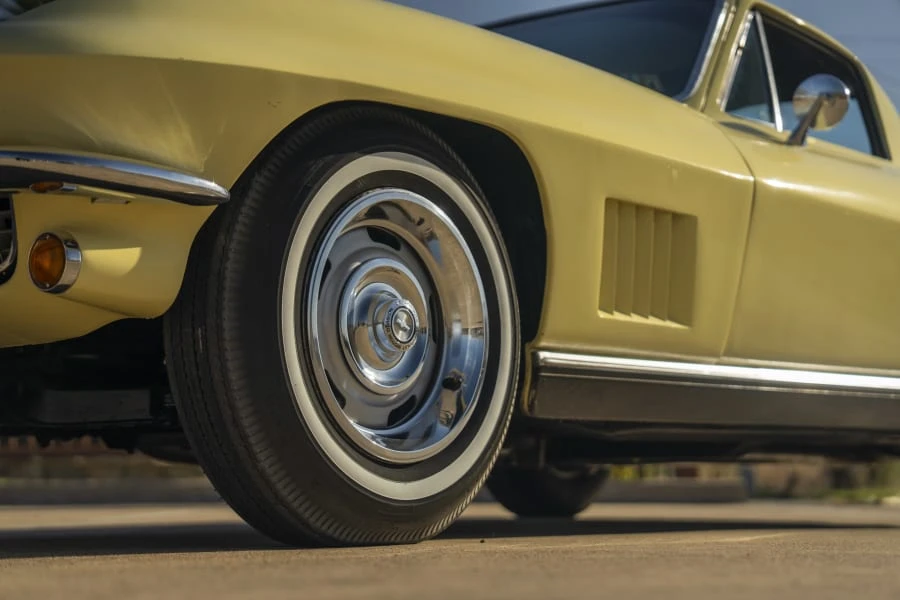 1967 Chevrolet Corvette C2 - Image 10 of 31