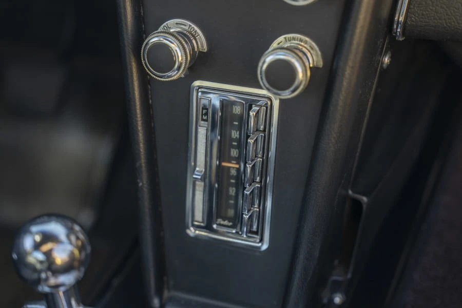 1967 Chevrolet Corvette C2 - Image 24 of 31
