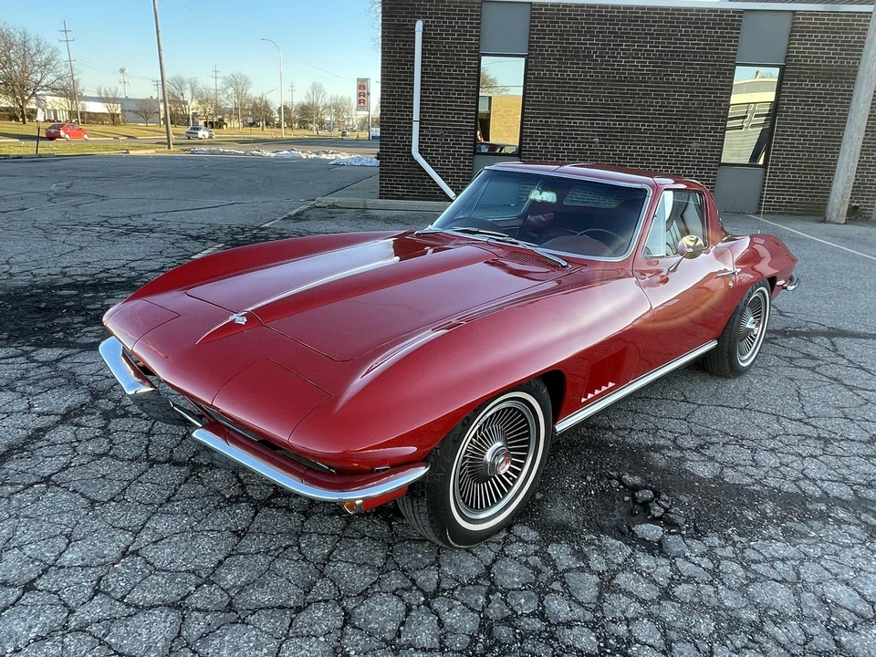 1967 Chevrolet Corvette C2 - Image 2 of 31