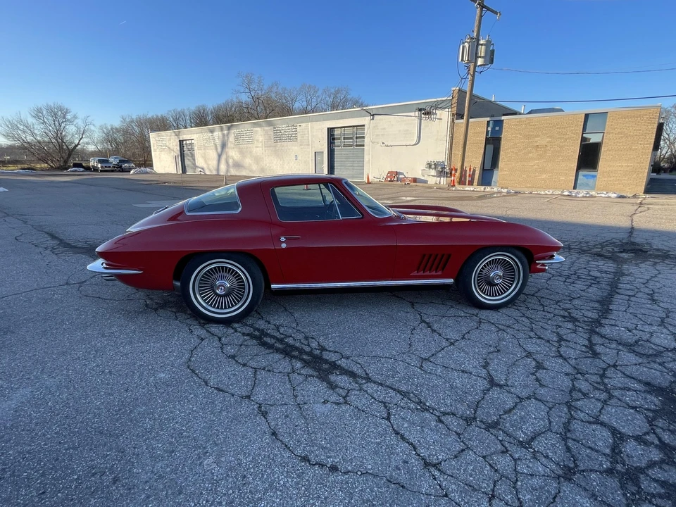 1967 Chevrolet Corvette C2 - Image 11 of 31