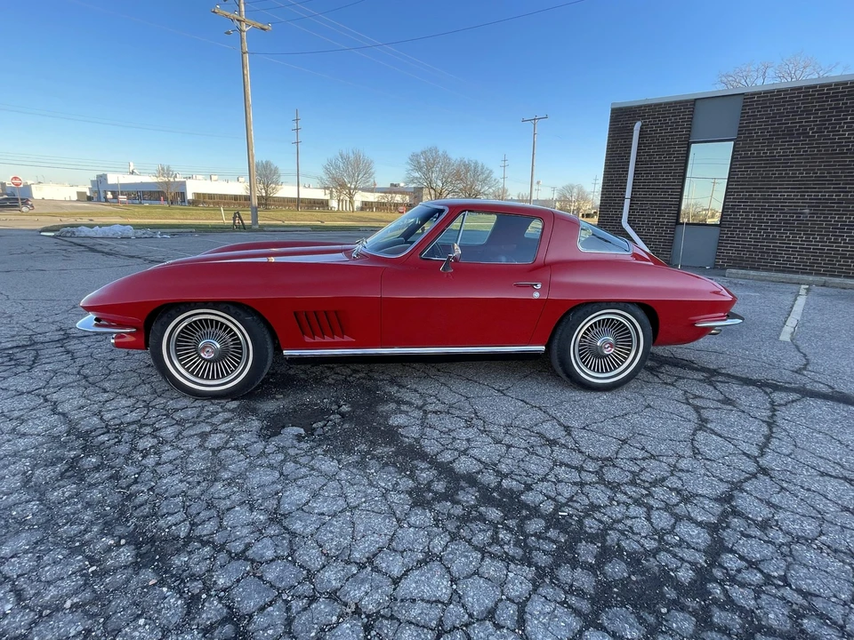 1967 Chevrolet Corvette C2 - Image 4 of 31