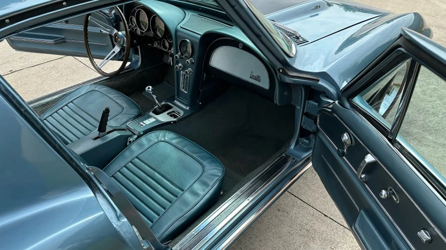 1967 Chevrolet Corvette C2 - Image 5 of 9