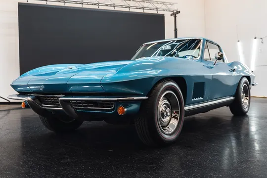 1967 Chevrolet Corvette Coupe 327 4-Speed