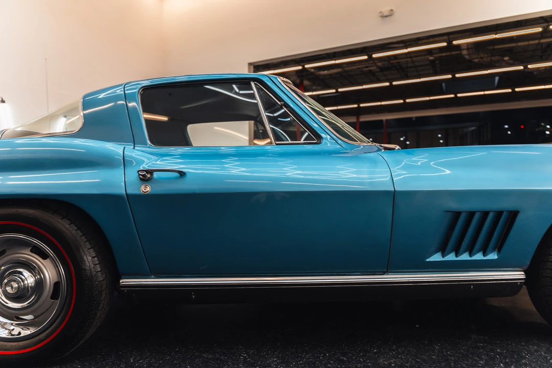 1967 Chevrolet Corvette C2 - Image 22 of 31