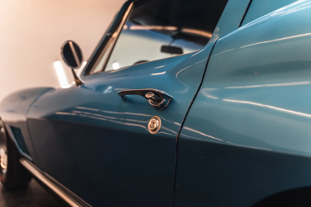 1967 Chevrolet Corvette C2 - Image 14 of 31