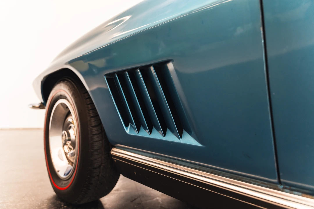 1967 Chevrolet Corvette C2 - Image 15 of 31