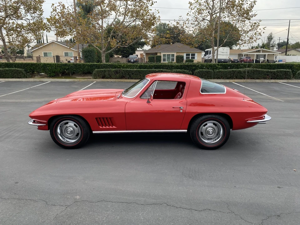 1967 Chevrolet Corvette C2 - Image 18 of 31