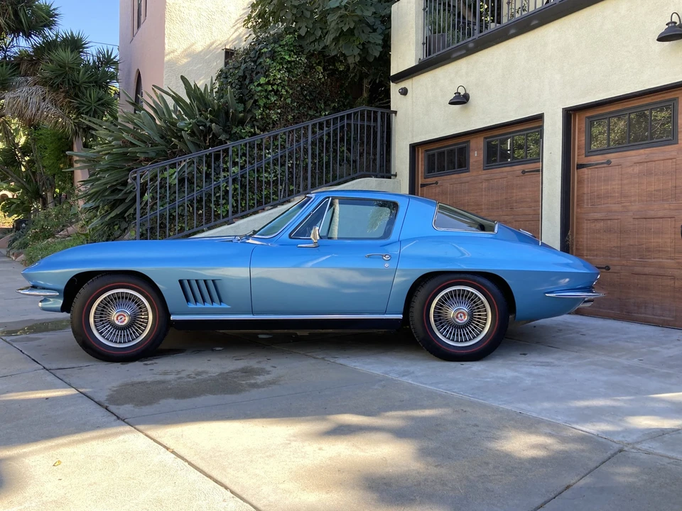 1967 Chevrolet Corvette C2 - Image 4 of 31