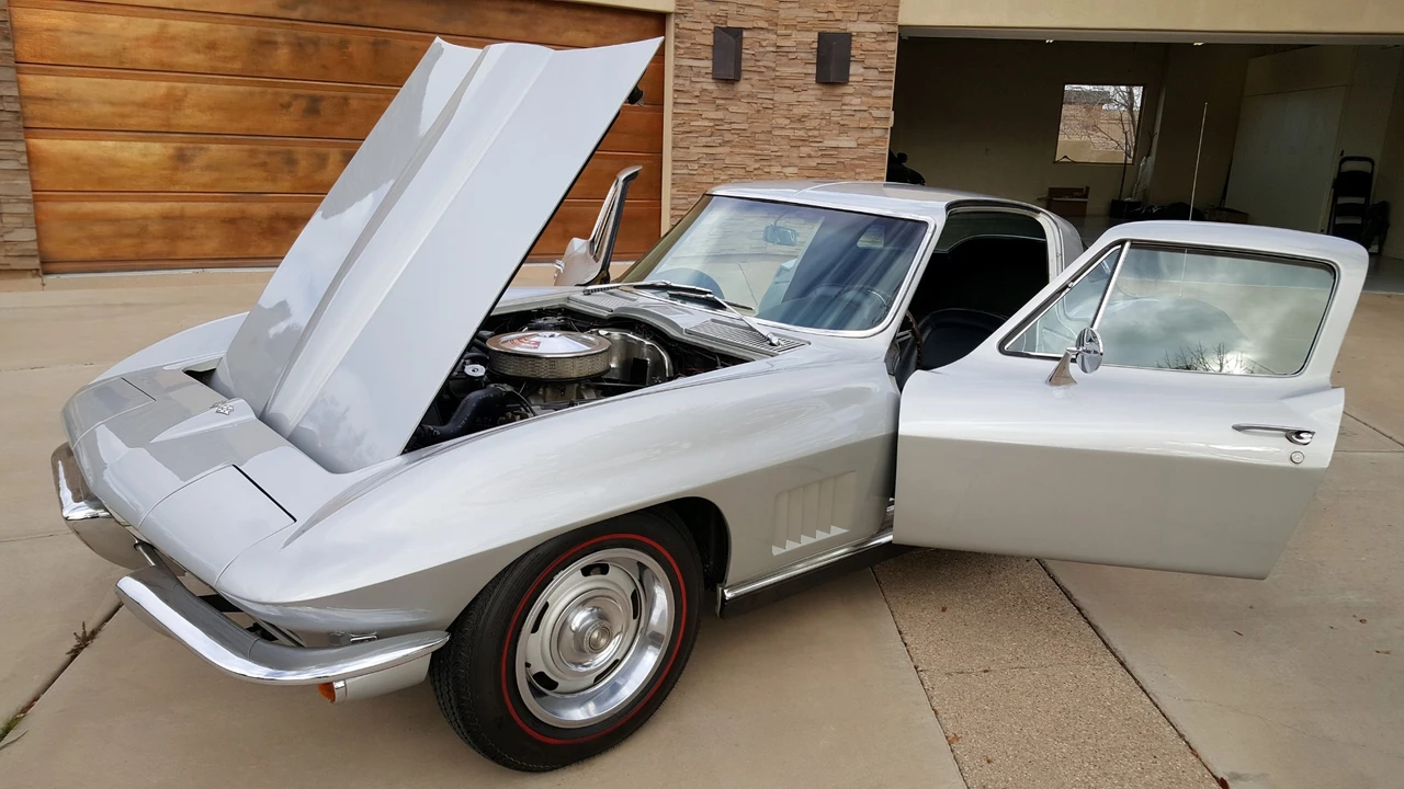 1967 Chevrolet Corvette C2 - Image 22 of 31