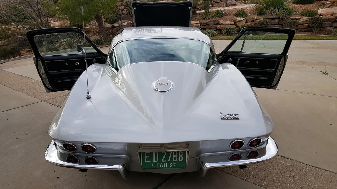 1967 Chevrolet Corvette C2 - Image 25 of 31