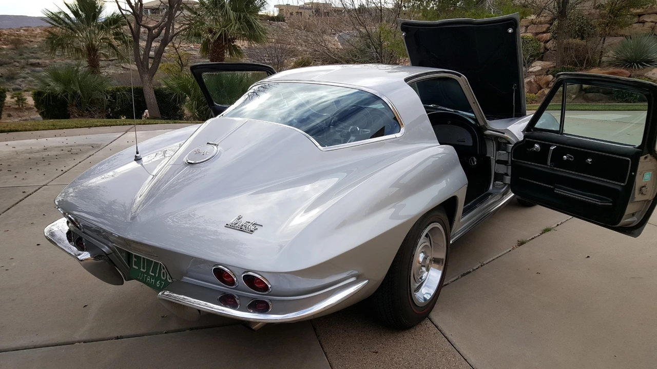 1967 Chevrolet Corvette C2 - Image 26 of 31