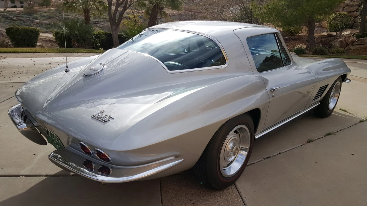 1967 Chevrolet Corvette C2 - Image 11 of 31