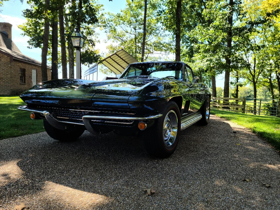 1967 Chevrolet Corvette C2 - Image 19 of 31