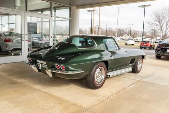 1967 Chevrolet Corvette C2 - Image 4 of 31