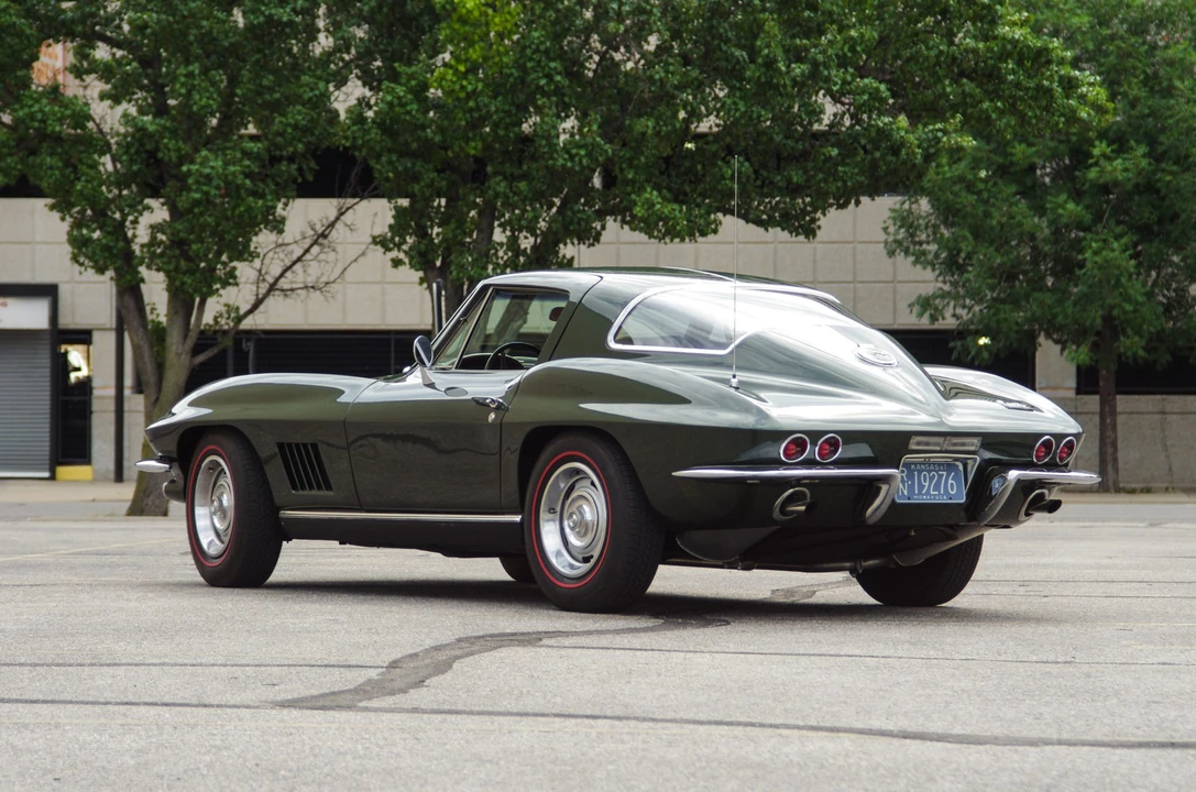 1967 Chevrolet Corvette C2 - Image 28 of 31