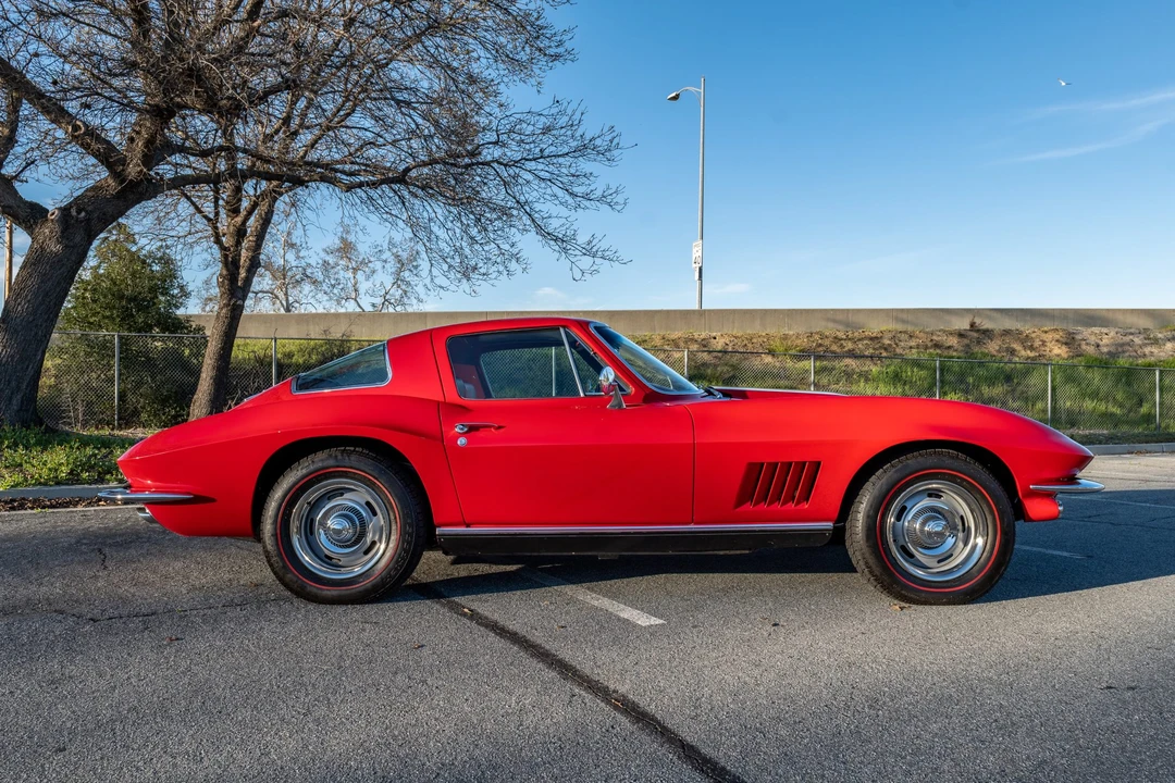 1967 Chevrolet Corvette C2 - Image 6 of 31