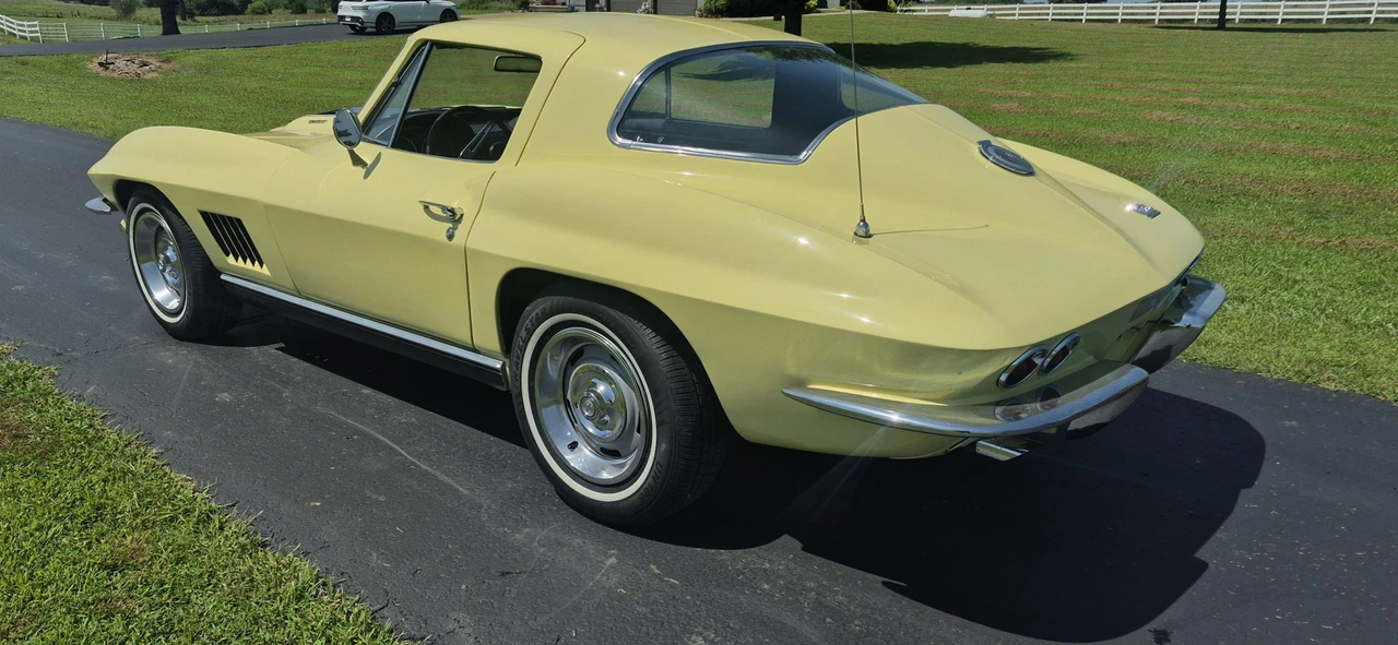 1967 Chevrolet Corvette C2 - Image 28 of 31