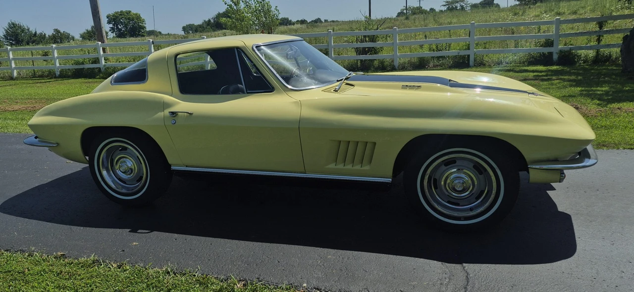 1967 Chevrolet Corvette C2 - Image 10 of 31
