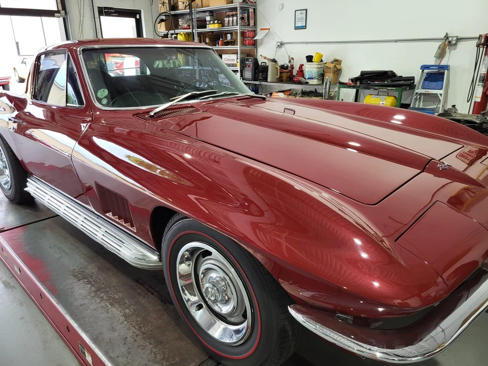 1967 Chevrolet Corvette C2 - Image 23 of 31