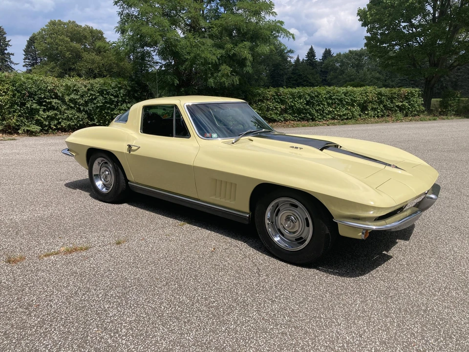 1967 Chevrolet Corvette C2 - Image 15 of 31