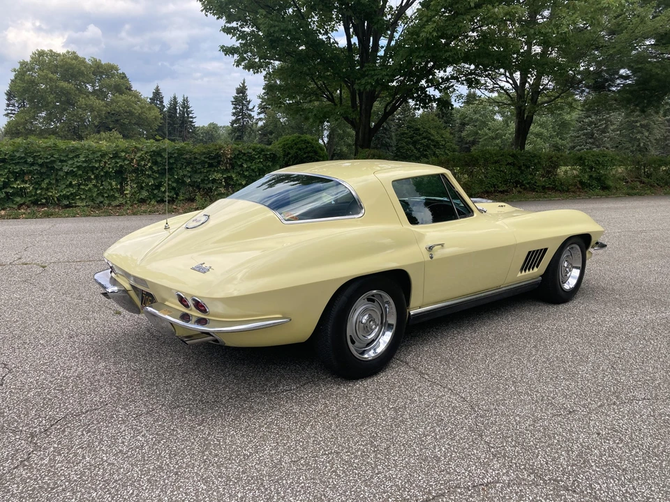 1967 Chevrolet Corvette C2 - Image 12 of 31