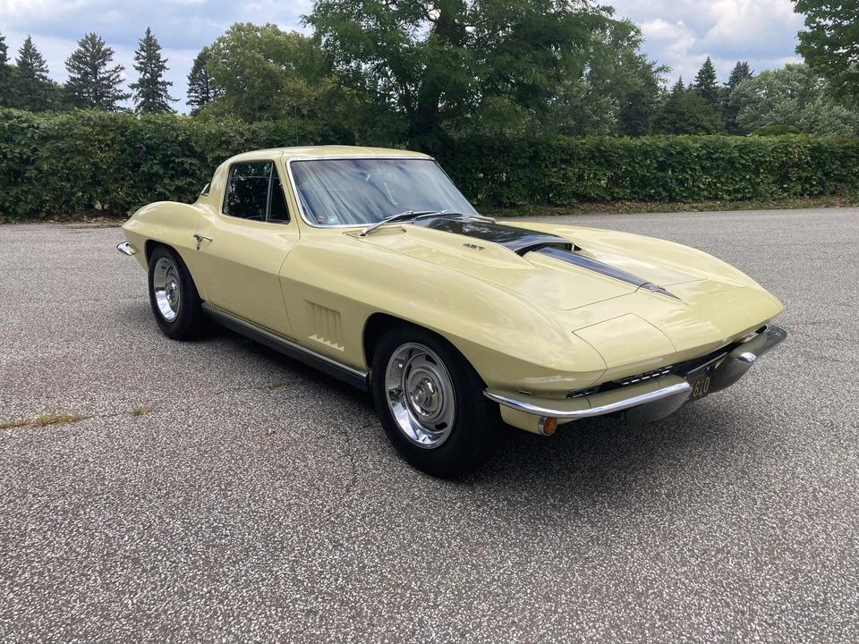 1967 Chevrolet Corvette C2 - Image 17 of 31