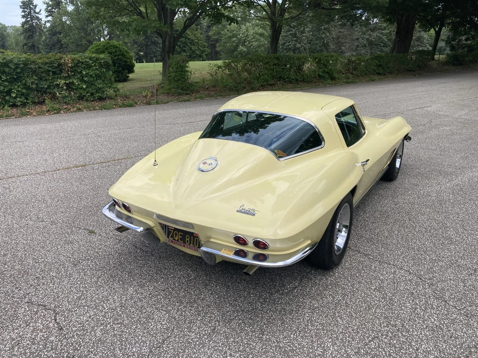 1967 Chevrolet Corvette C2 - Image 10 of 31