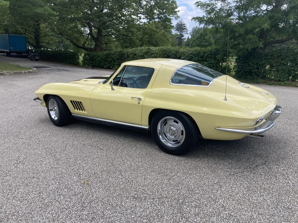 1967 Chevrolet Corvette C2 - Image 6 of 31