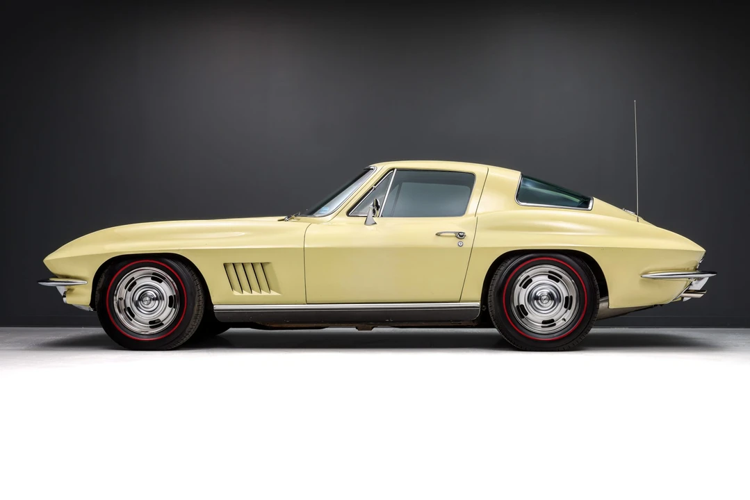 1967 Chevrolet Corvette C2 - Image 4 of 31