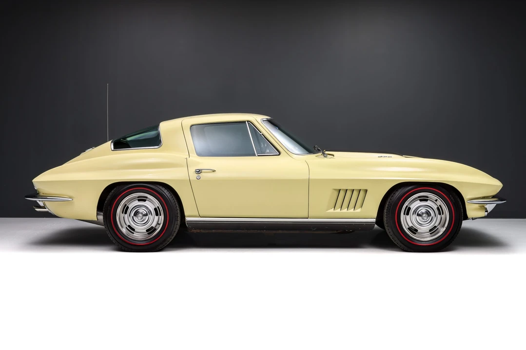 1967 Chevrolet Corvette C2 - Image 12 of 31