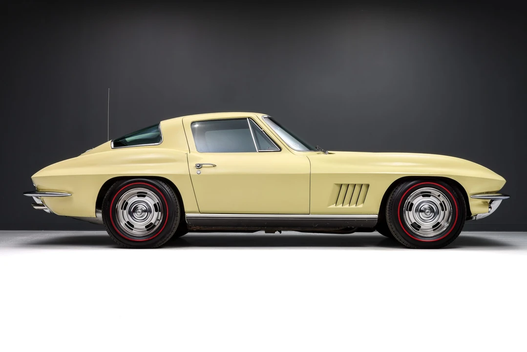 1967 Chevrolet Corvette C2 - Image 11 of 31