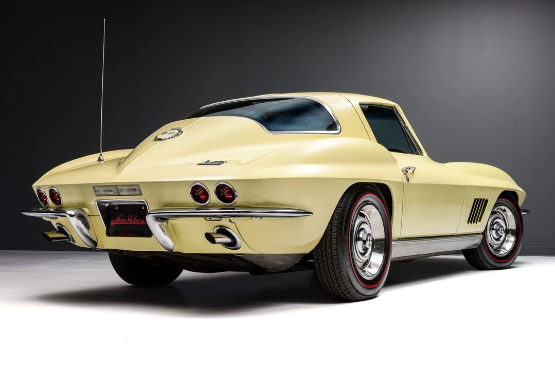 1967 Chevrolet Corvette C2 - Image 10 of 31