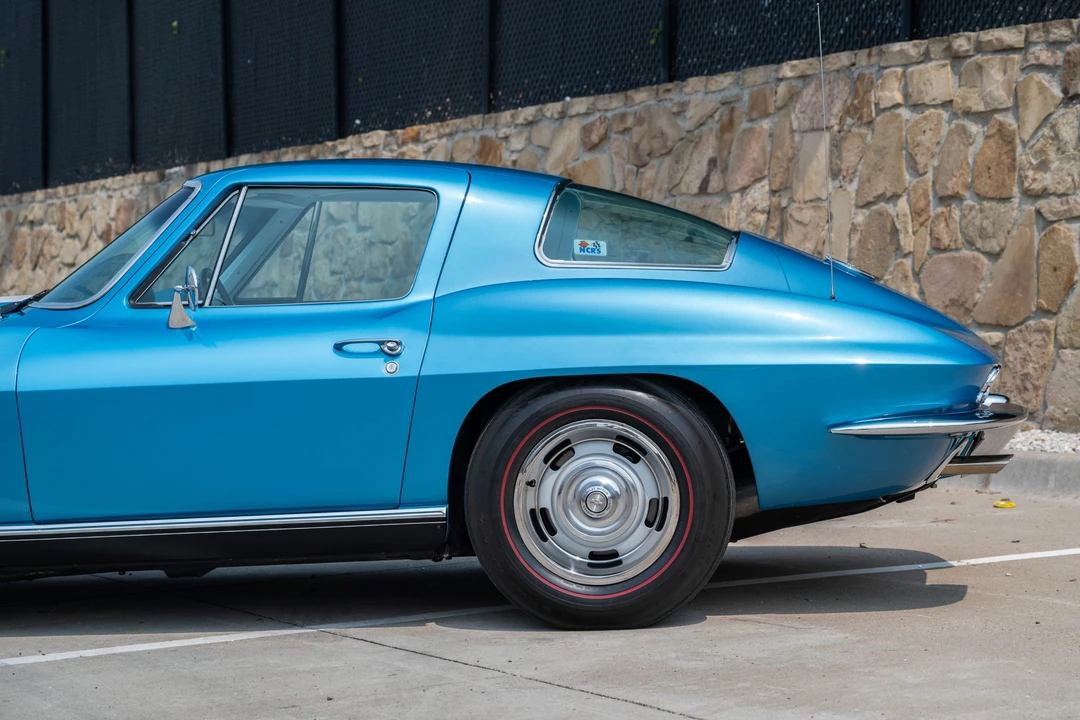 1967 Chevrolet Corvette C2 - Image 29 of 31